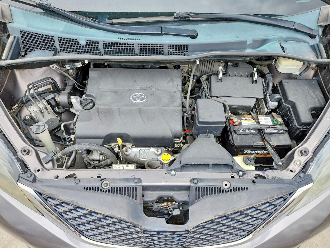 Toyota Sienna Sport