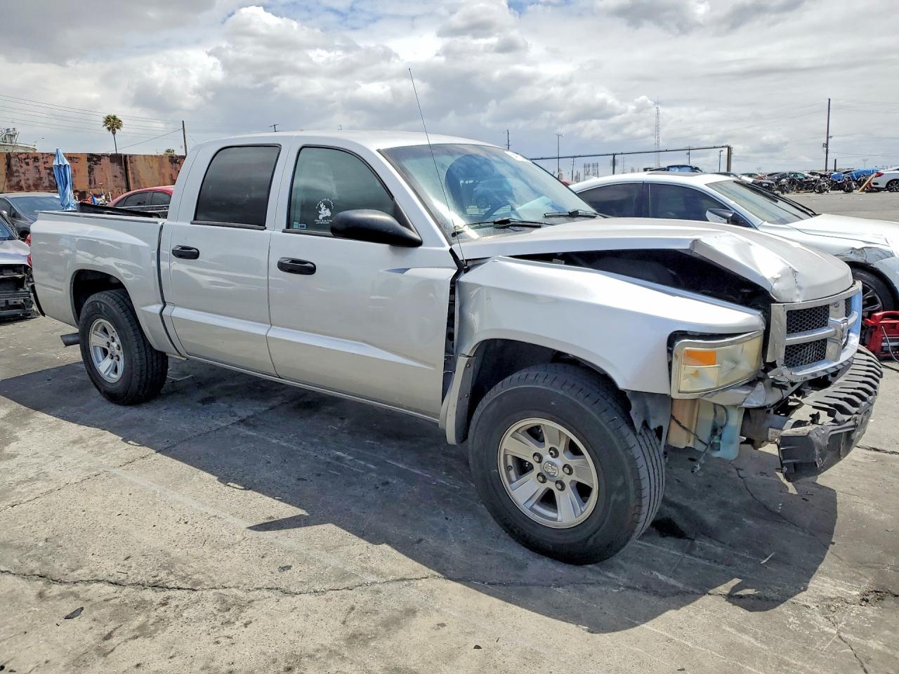 Dodge Dakota Quad Slt