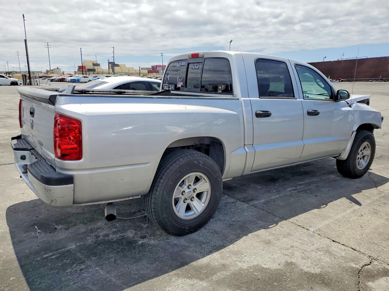 Dodge Dakota Quad Slt