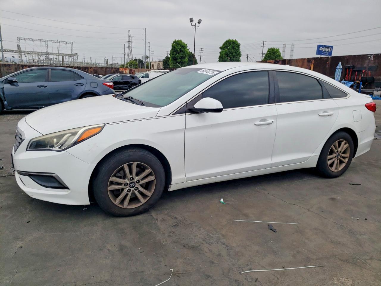 Salvage Hyundai SONATA Image