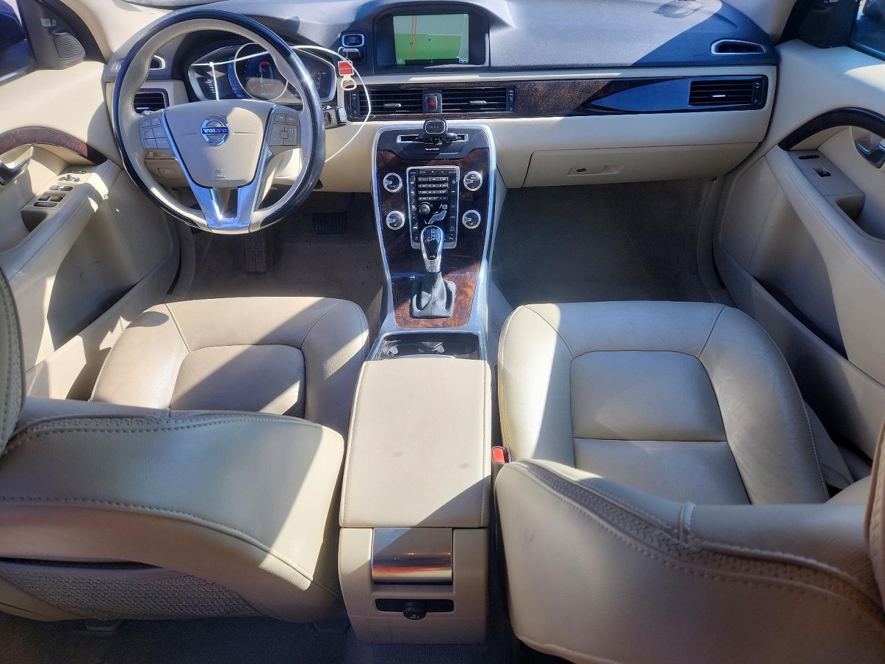 Volvo XC70 T5 Platinum