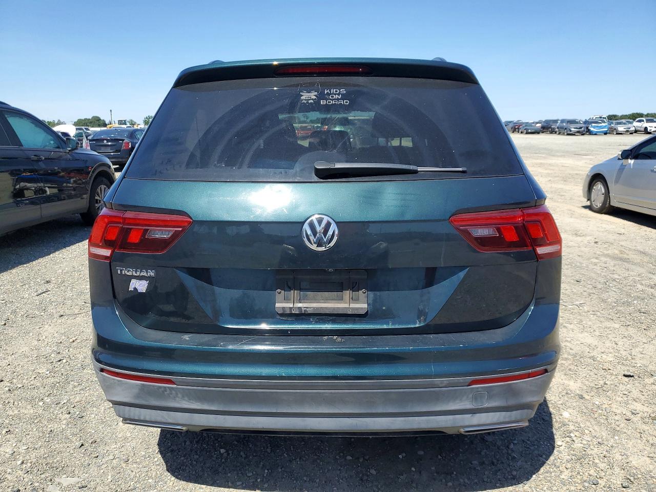 Volkswagen Tiguan S