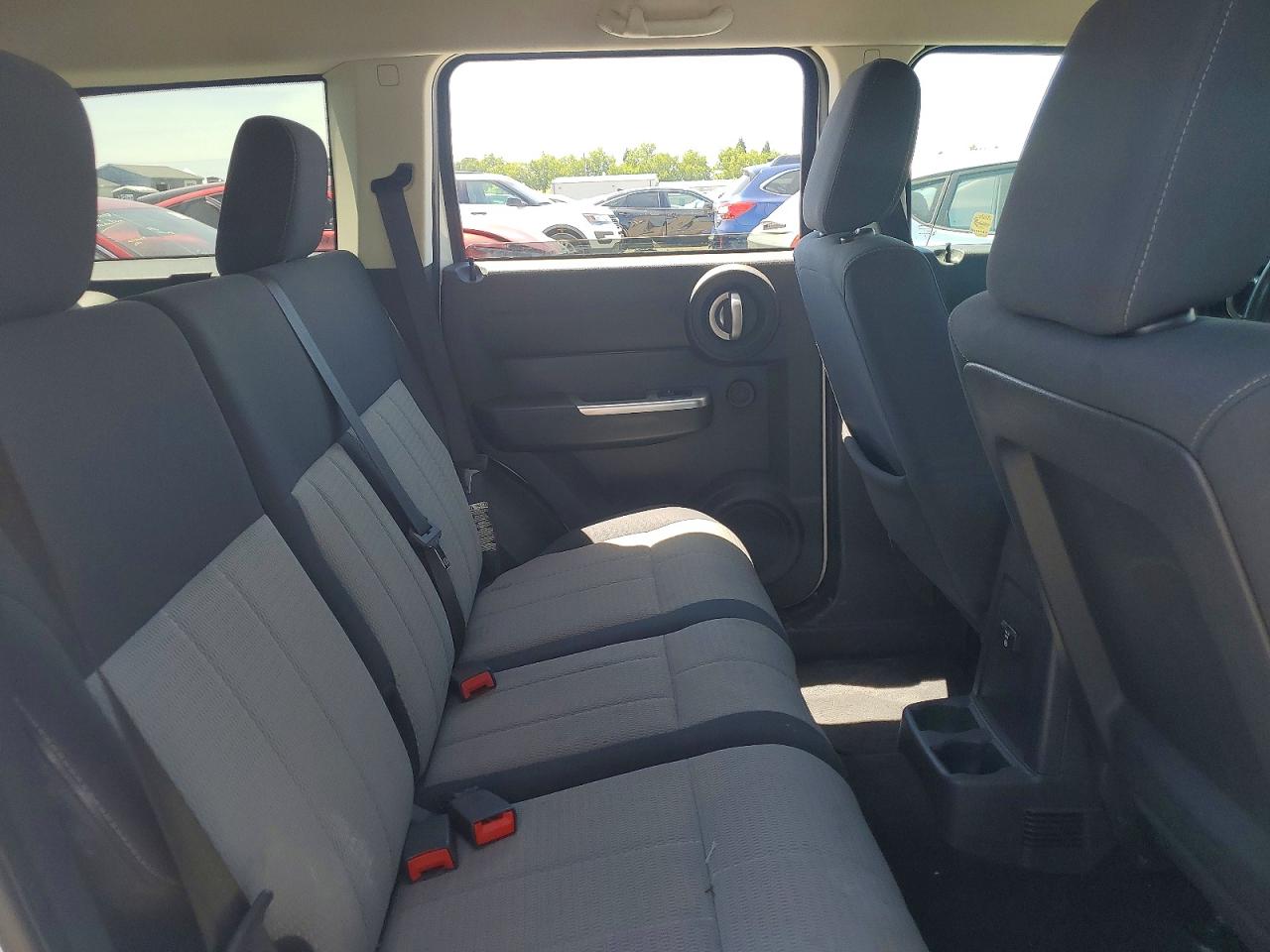 Dodge Nitro R