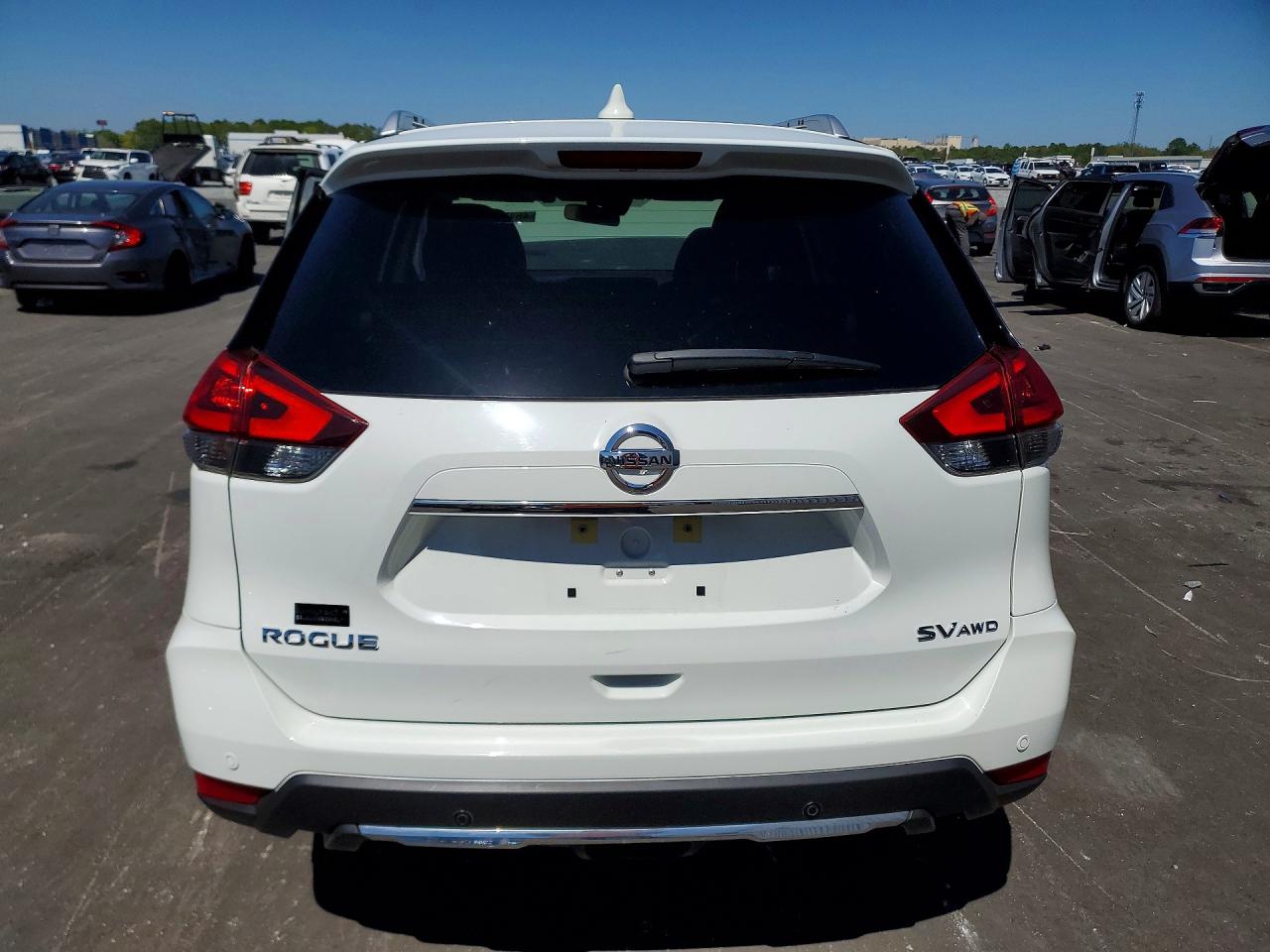 Nissan Rogue Sv
