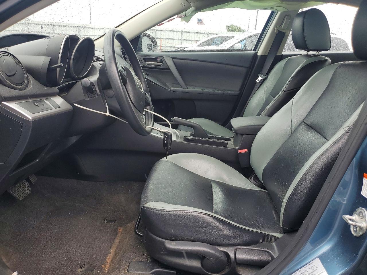 Mazda 3 I