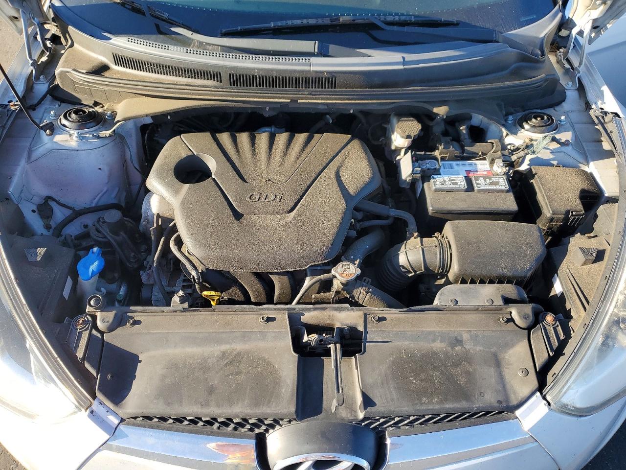 Hyundai VELOSTER Base