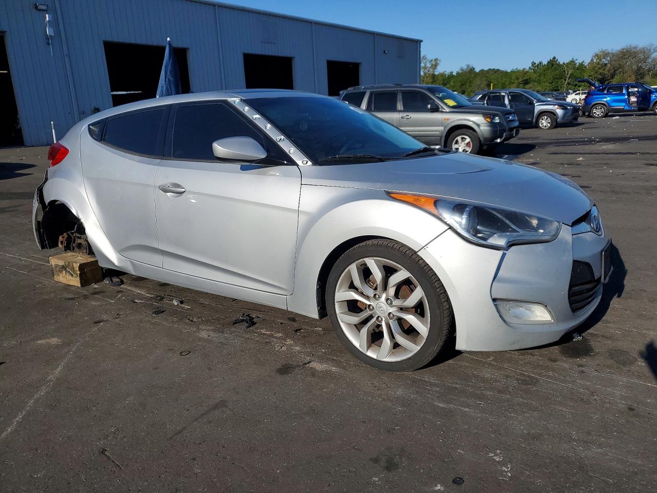 Hyundai VELOSTER Base