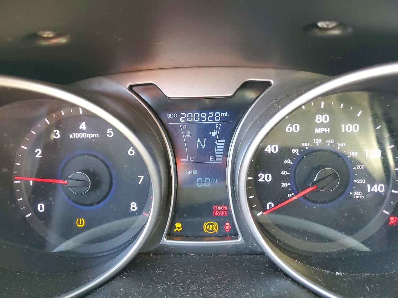 Hyundai VELOSTER Base