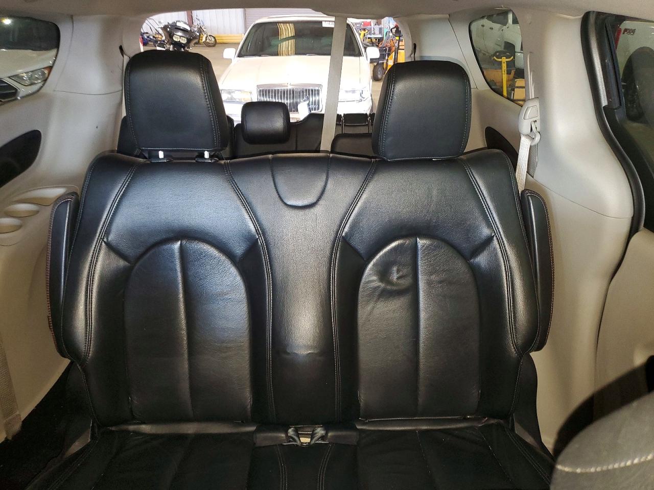 Chrysler Pacifica L