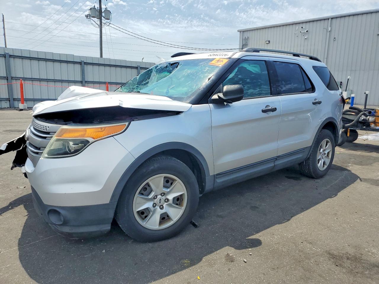 Salvage Ford Explorer Image