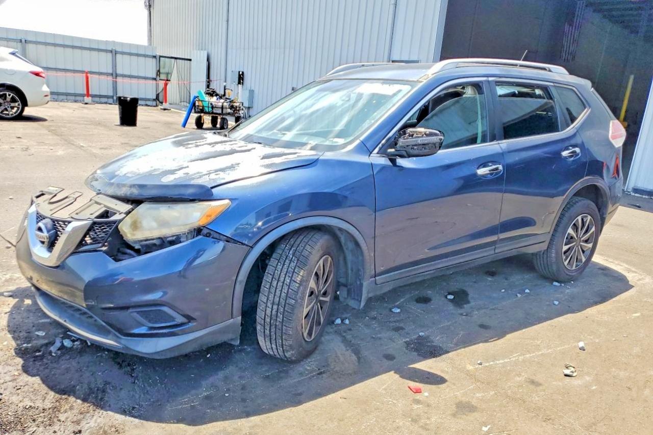 Salvage Nissan Rogue Image
