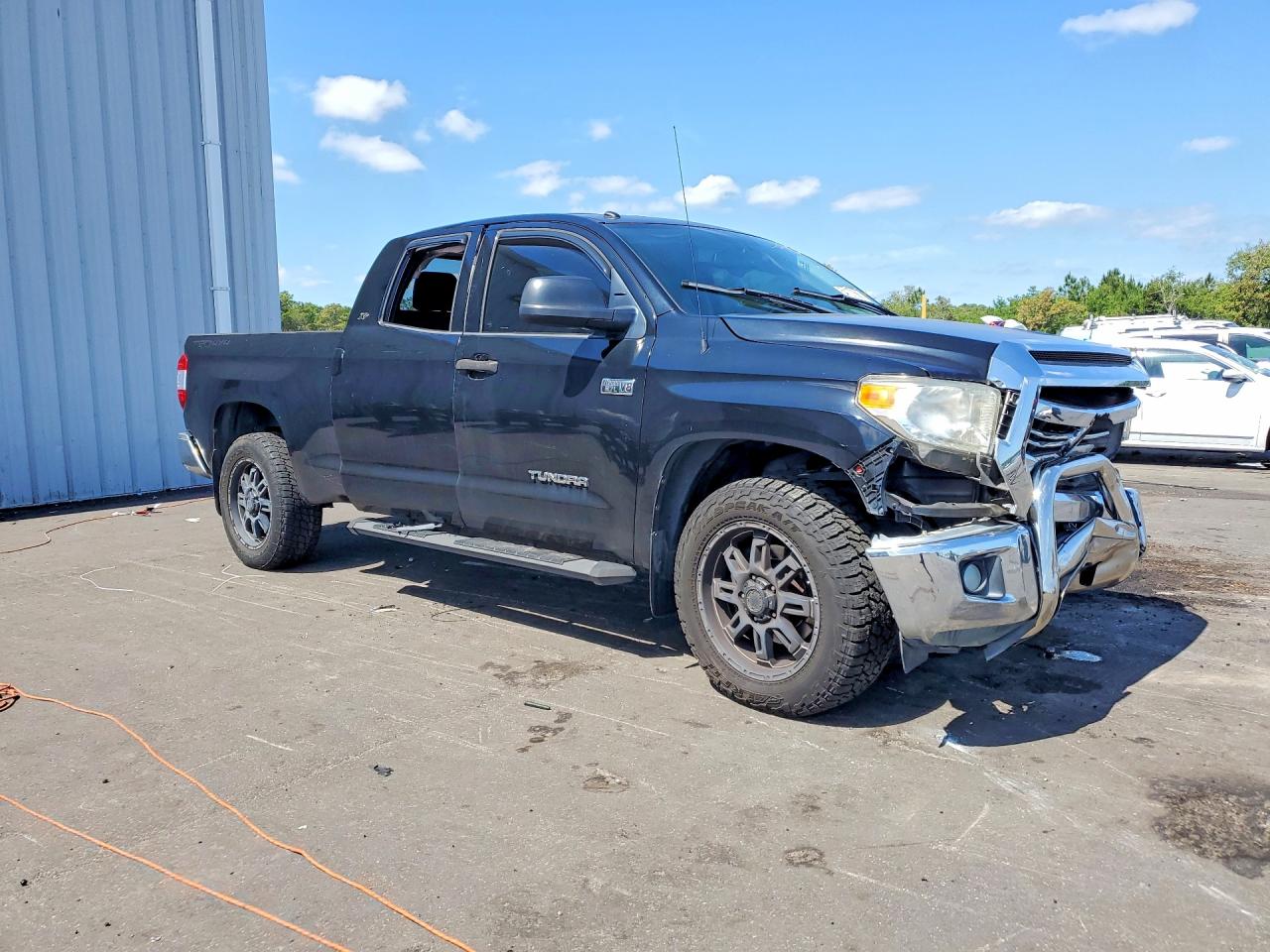 Toyota Tundra Sr5
