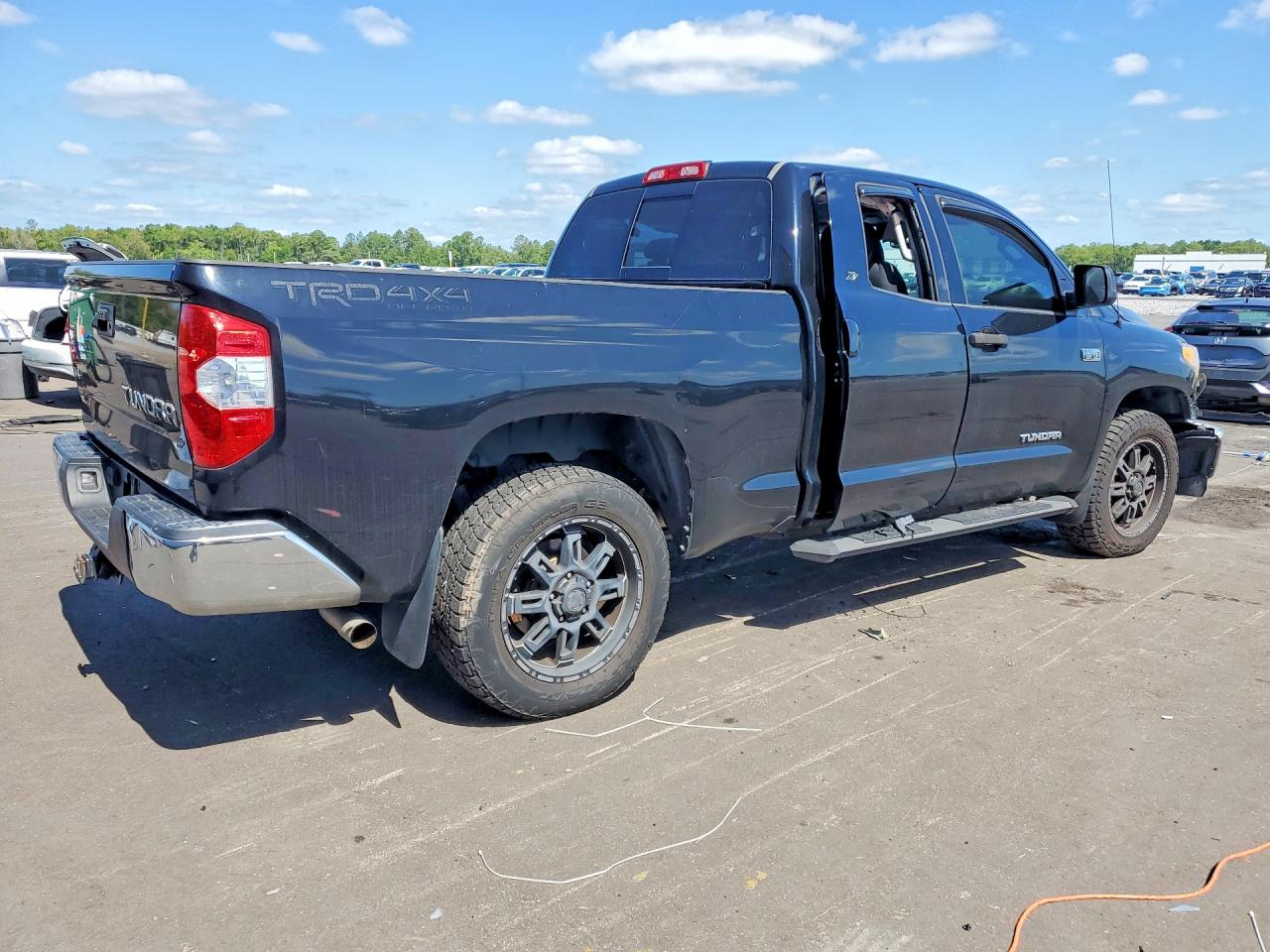 Toyota Tundra Sr5