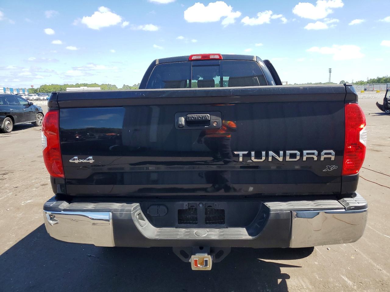 Toyota Tundra Sr5