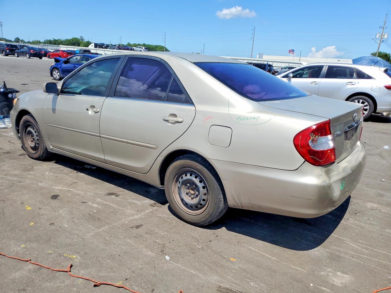 Toyota Camry Le