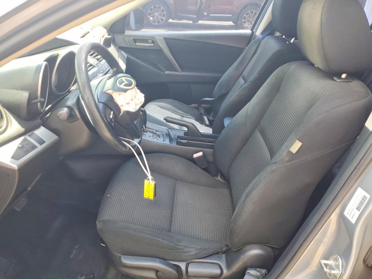 Mazda 3 I