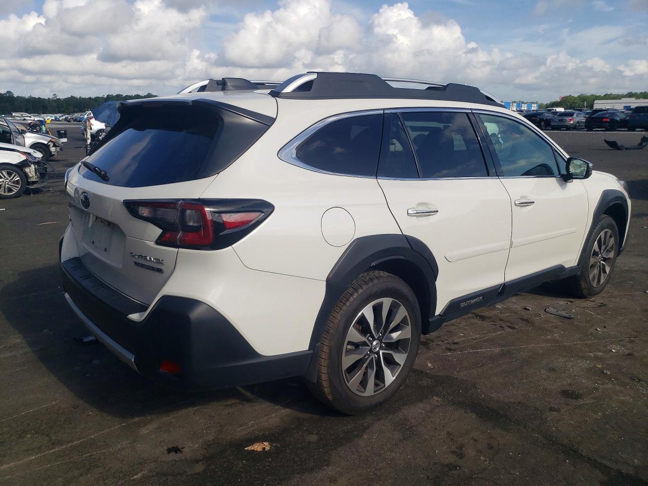 Subaru Outback Touring