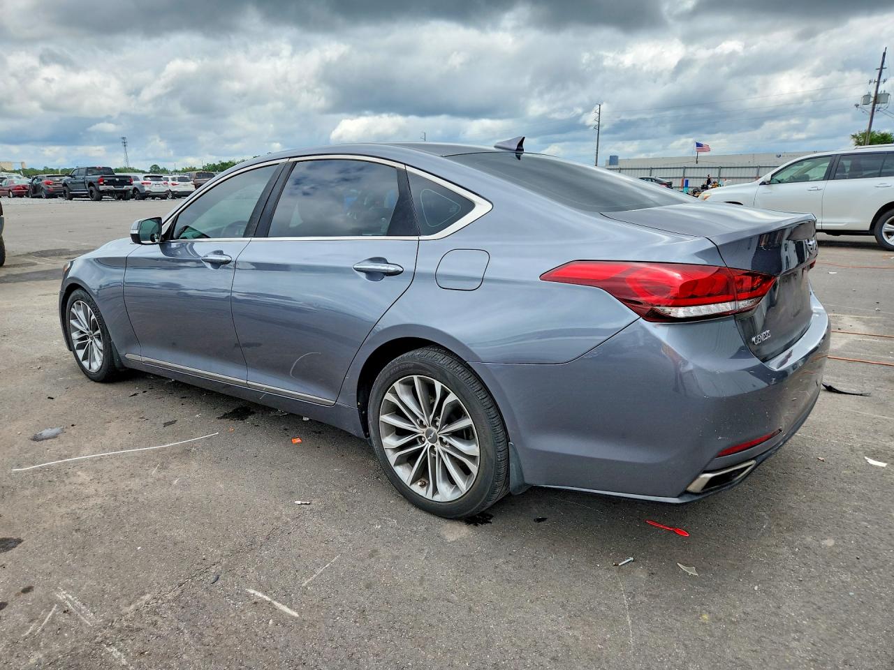 Hyundai Genesis 3.8l
