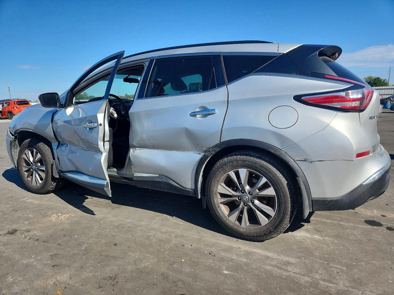 Nissan Murano Sv