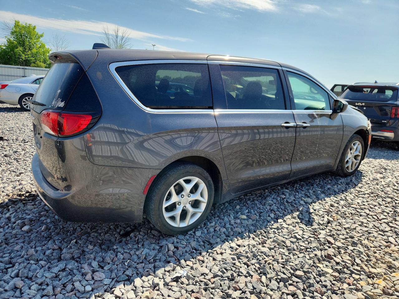 Chrysler Pacifica Touring Plus