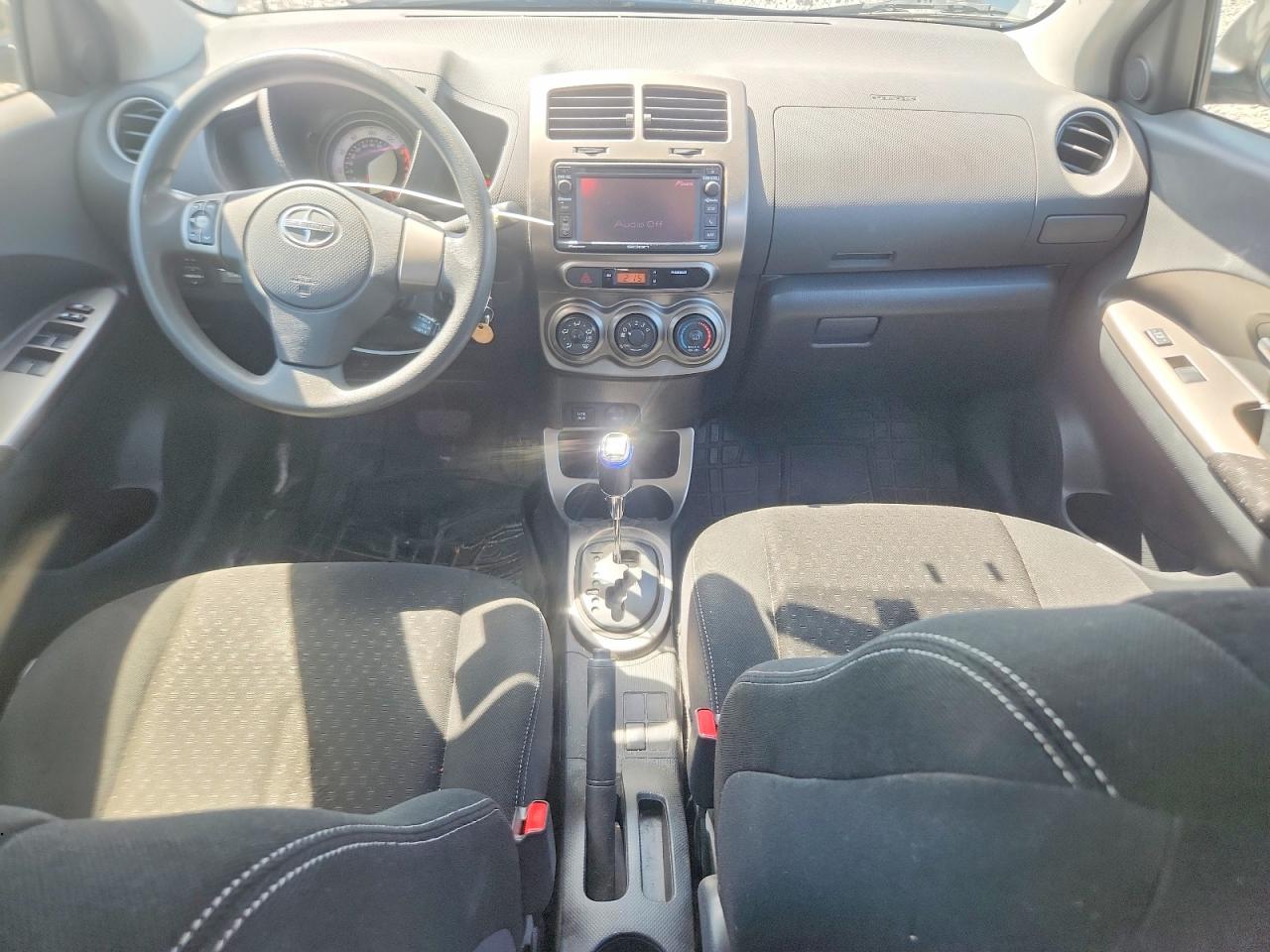 Scion xD 10 Series