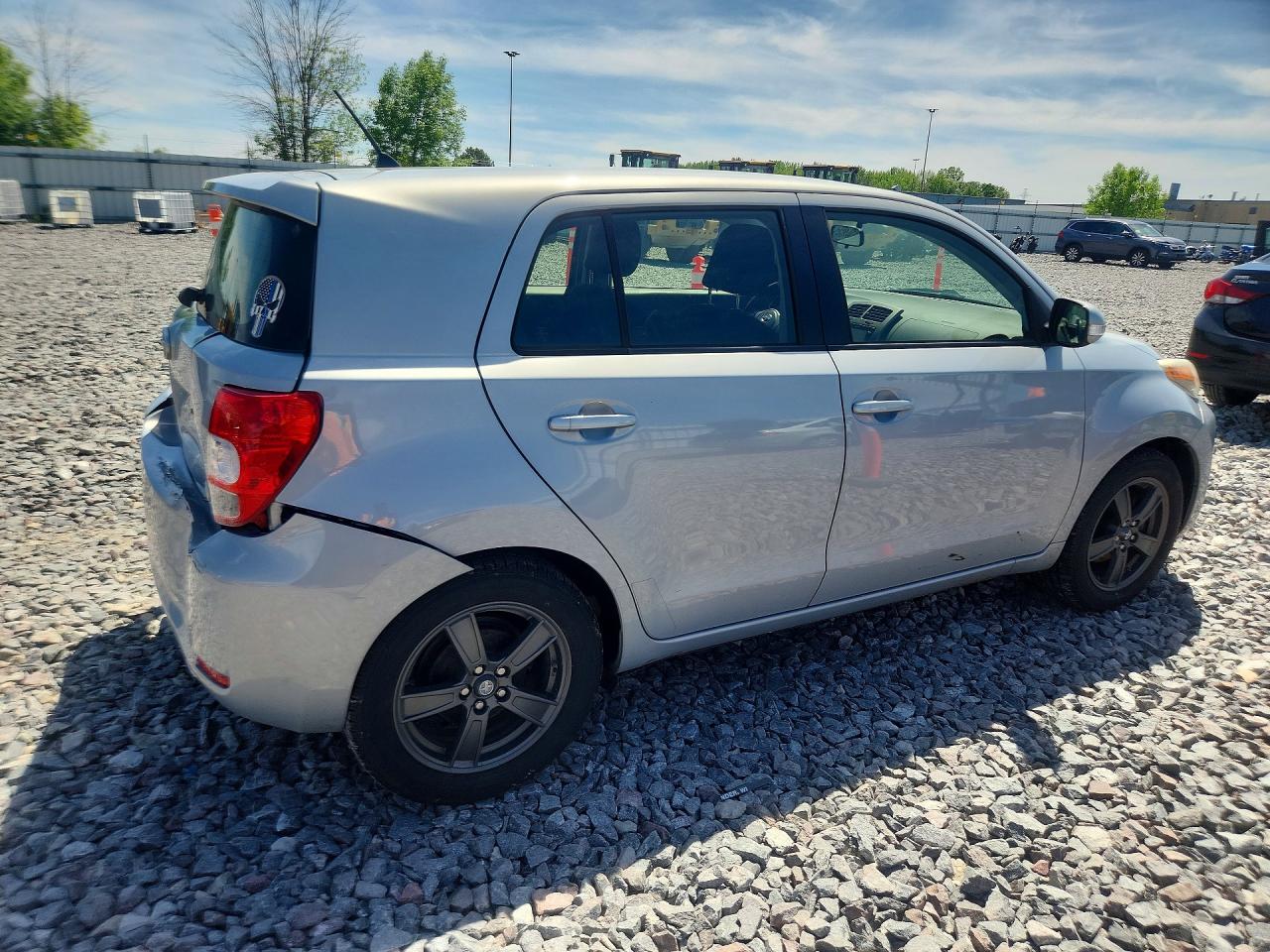 Scion xD 10 Series