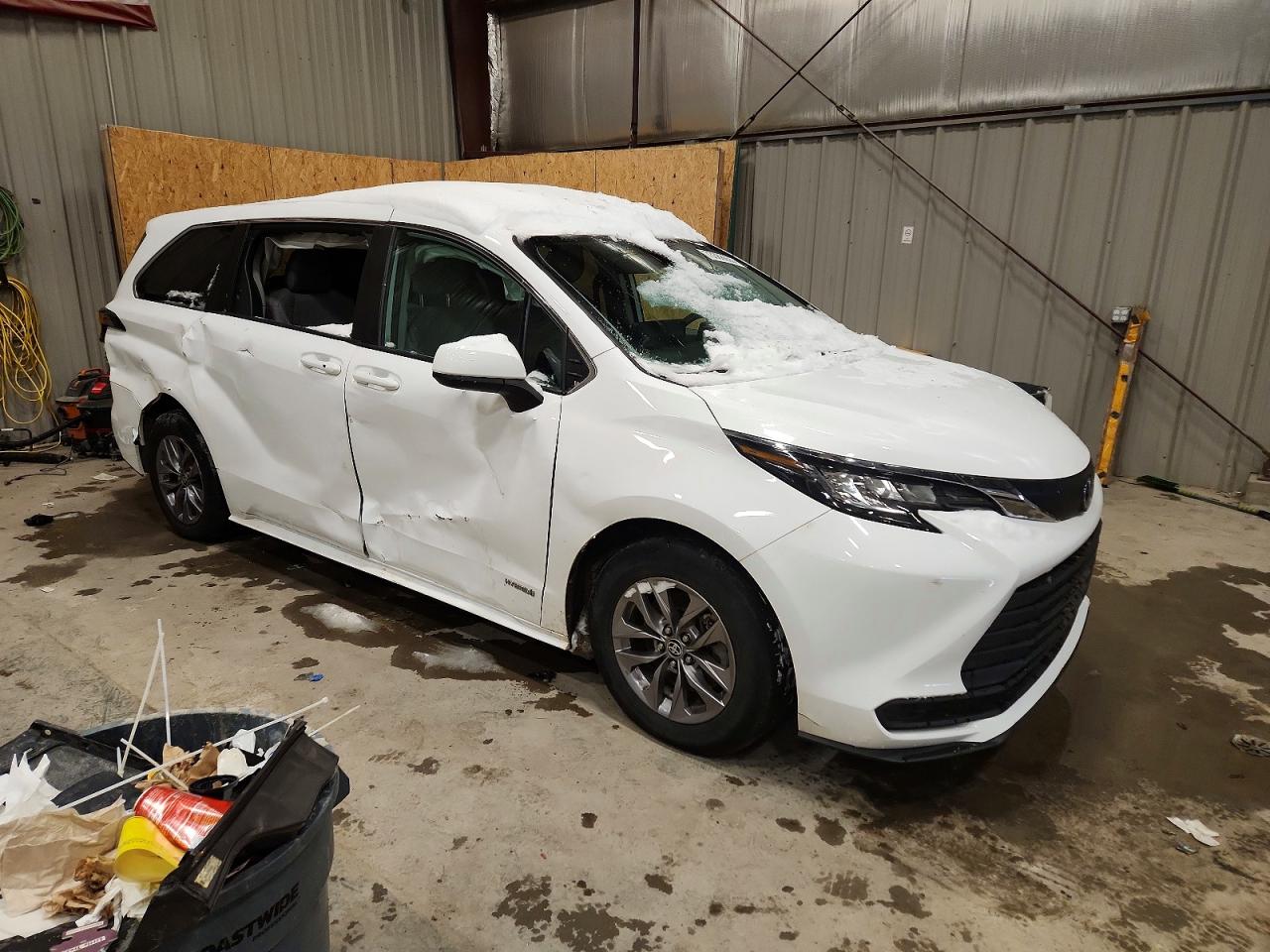 Toyota Sienna Le