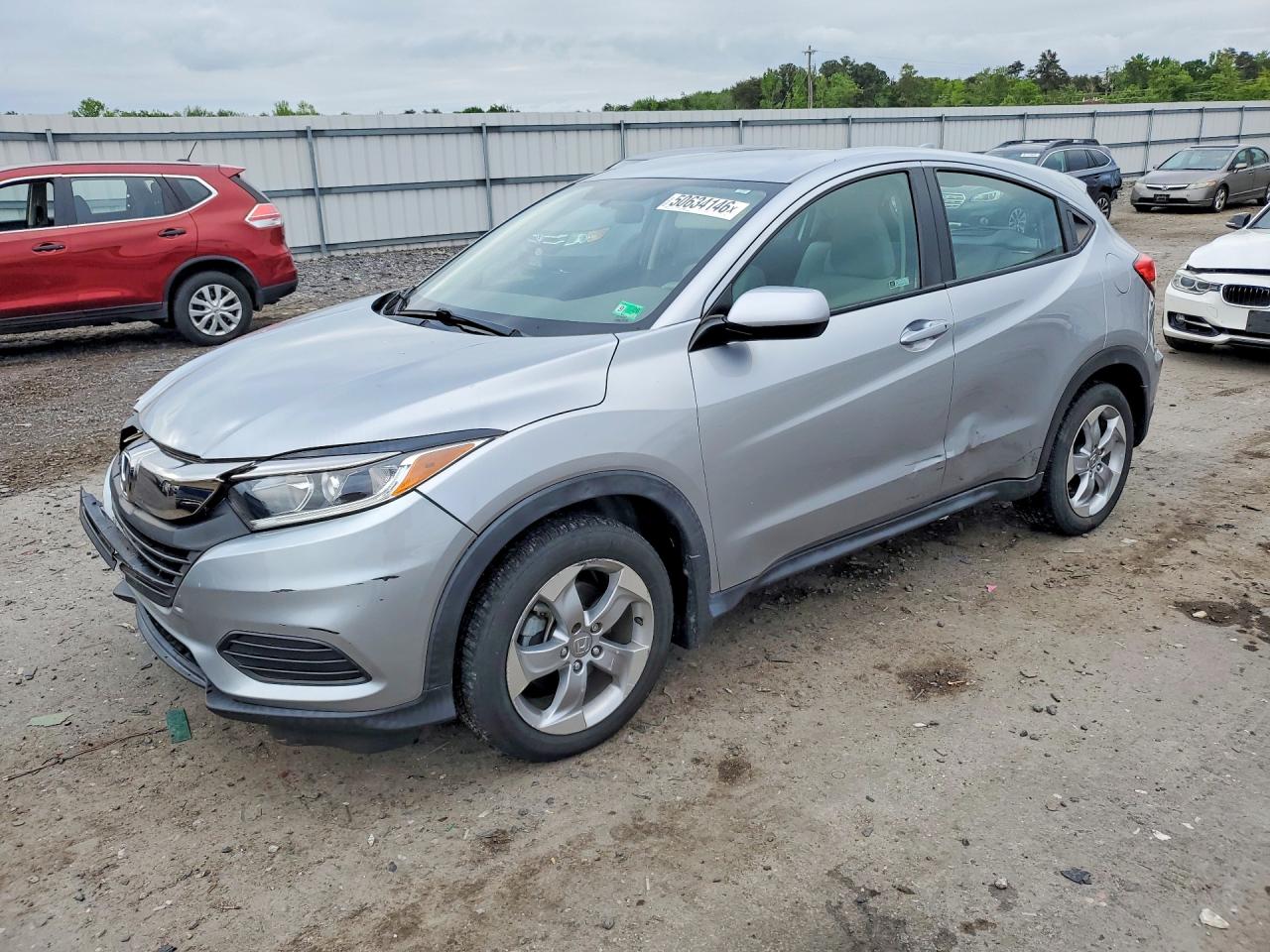 Salvage Honda HR-V Image