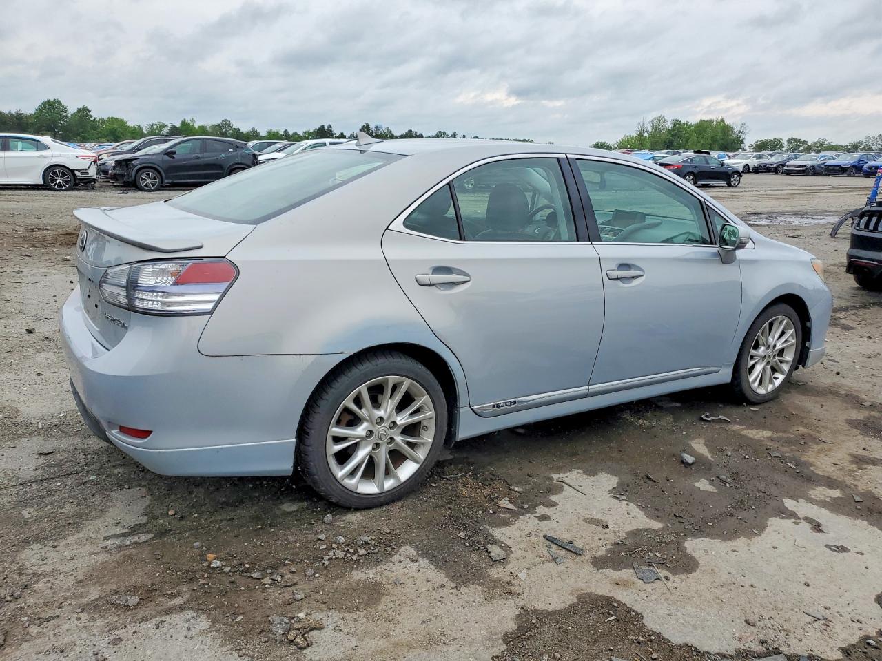 Lexus Hs