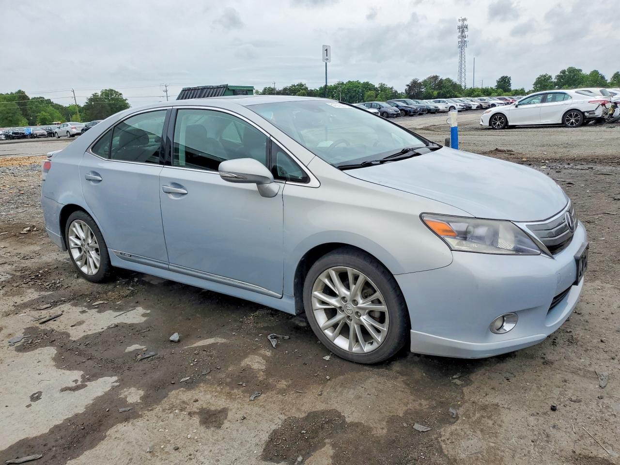 Lexus Hs