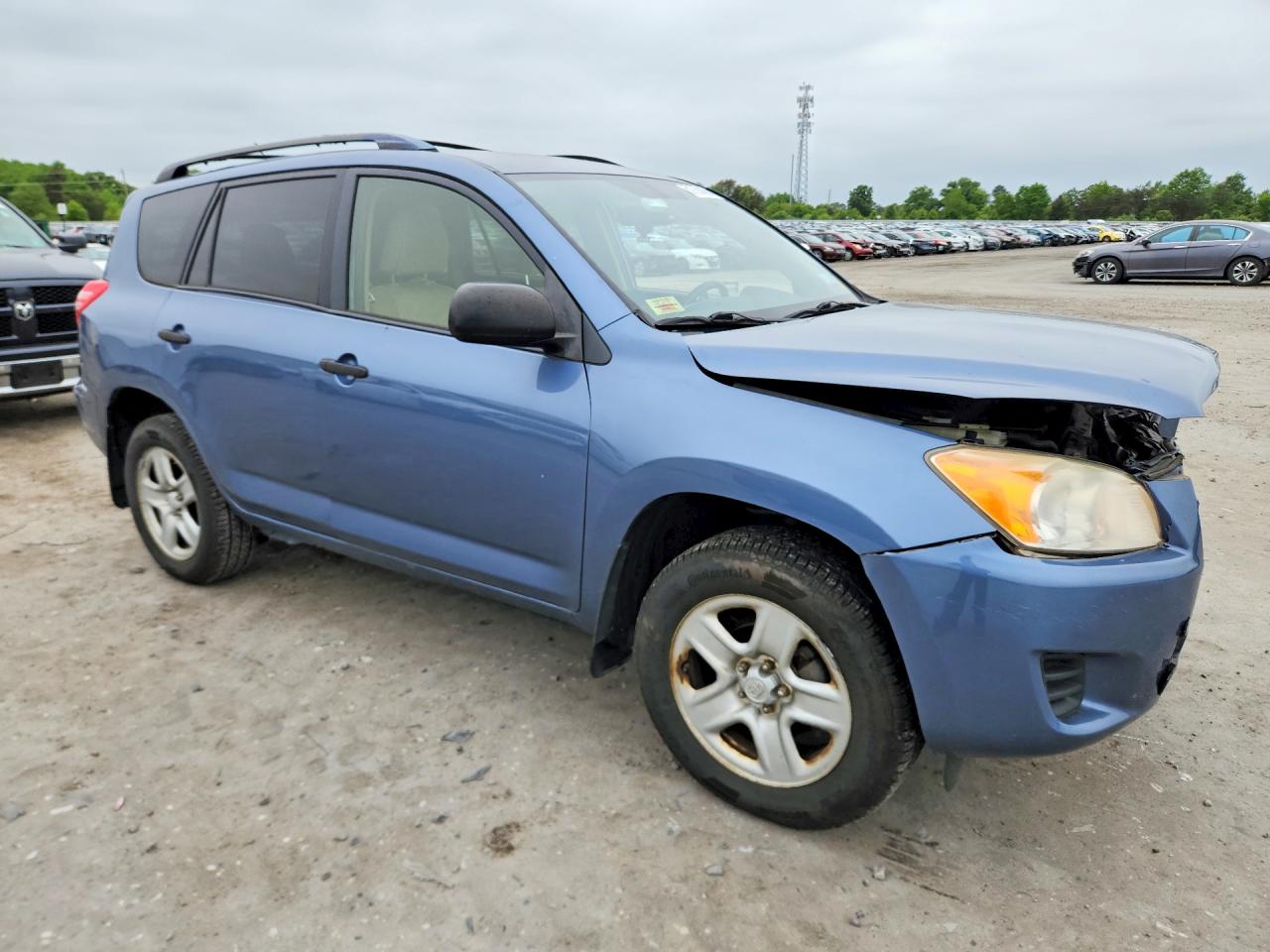 Toyota RAV4 Base