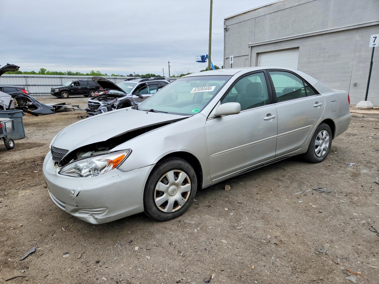 Salvage Toyota Camry Image