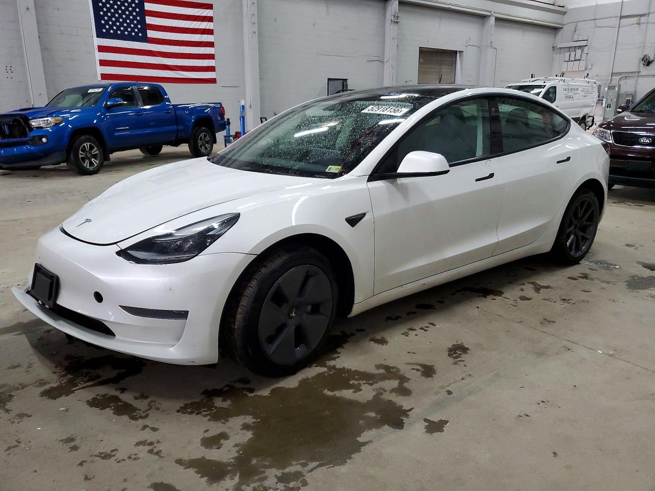 Salvage Tesla Model 3 Image