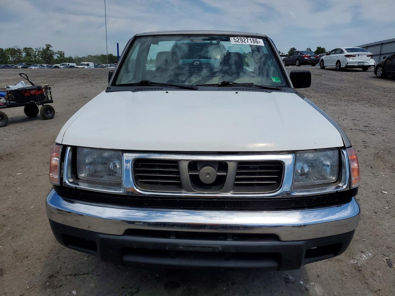 Nissan Frontier Xe