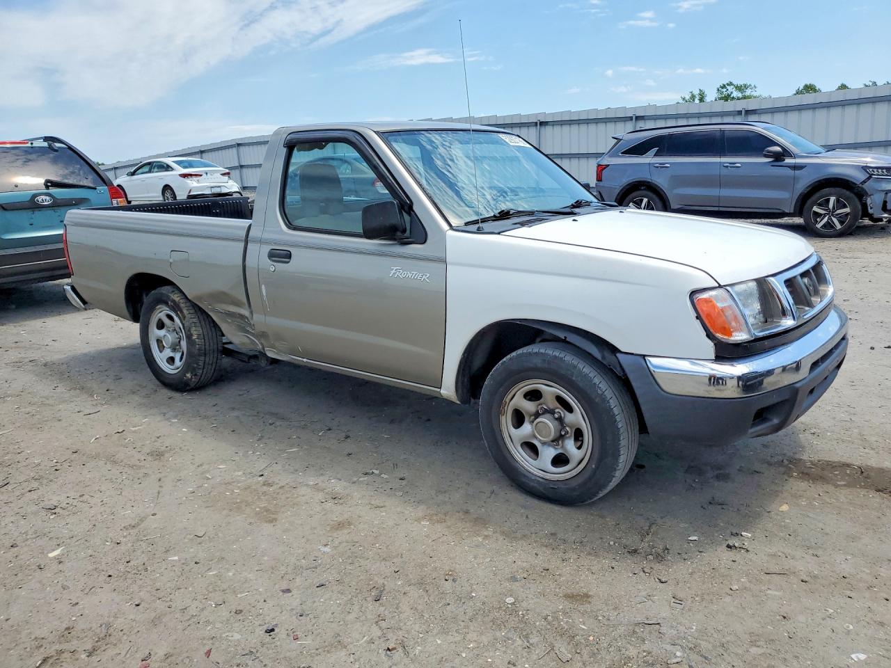 Nissan Frontier Xe