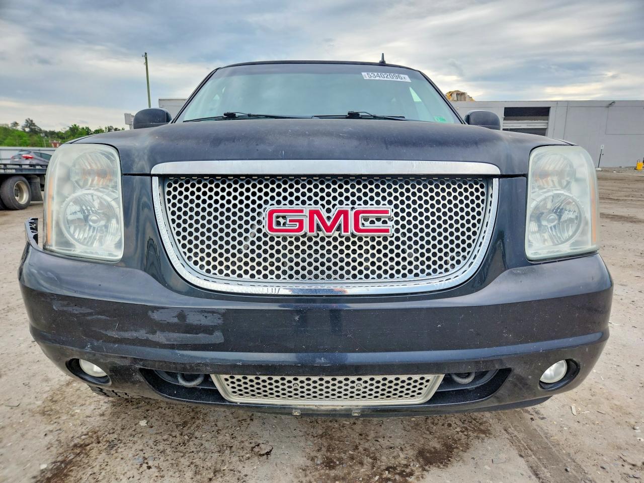 GMC Yukon Denali