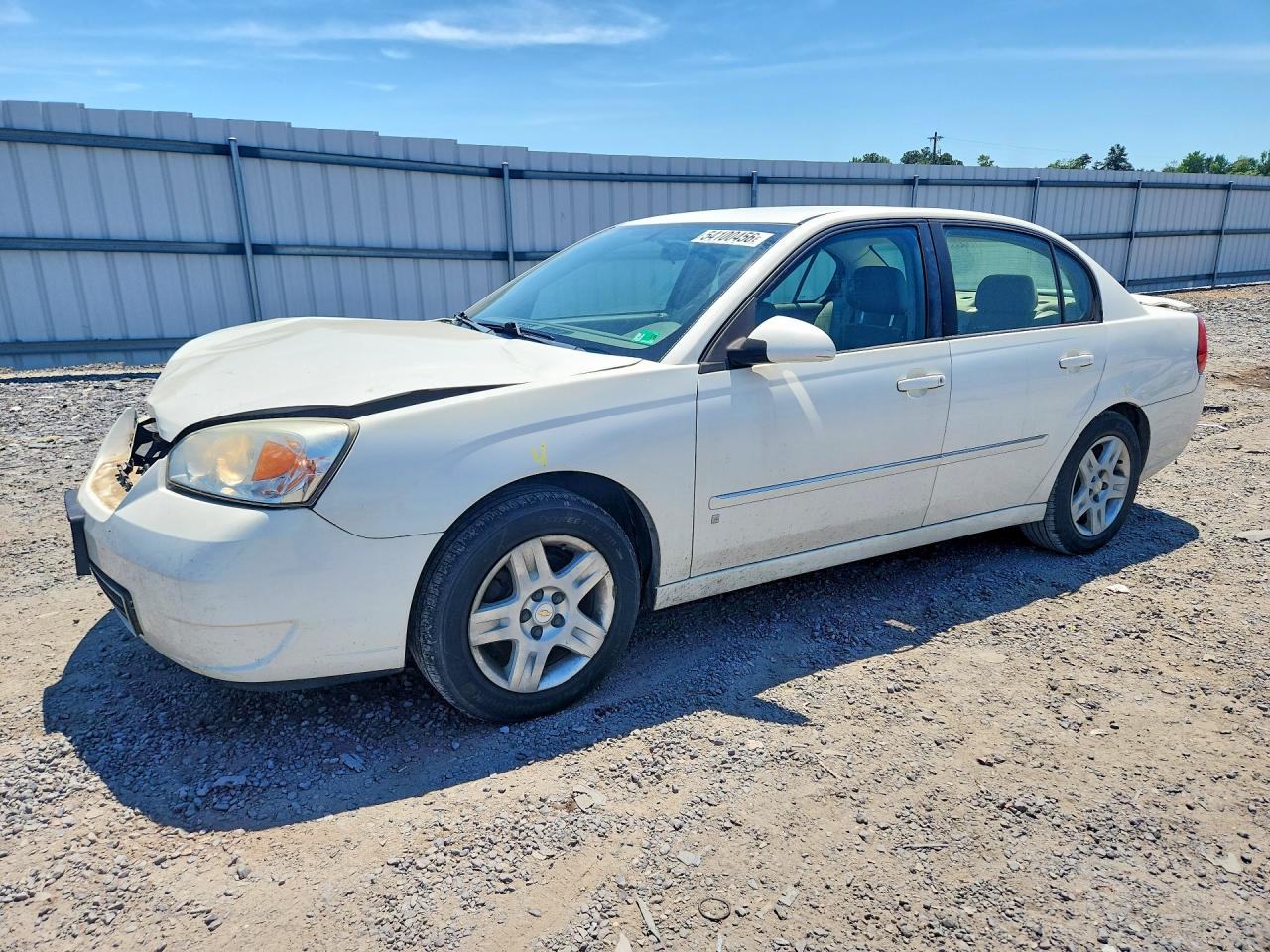 Salvage Chevrolet Malibu Image