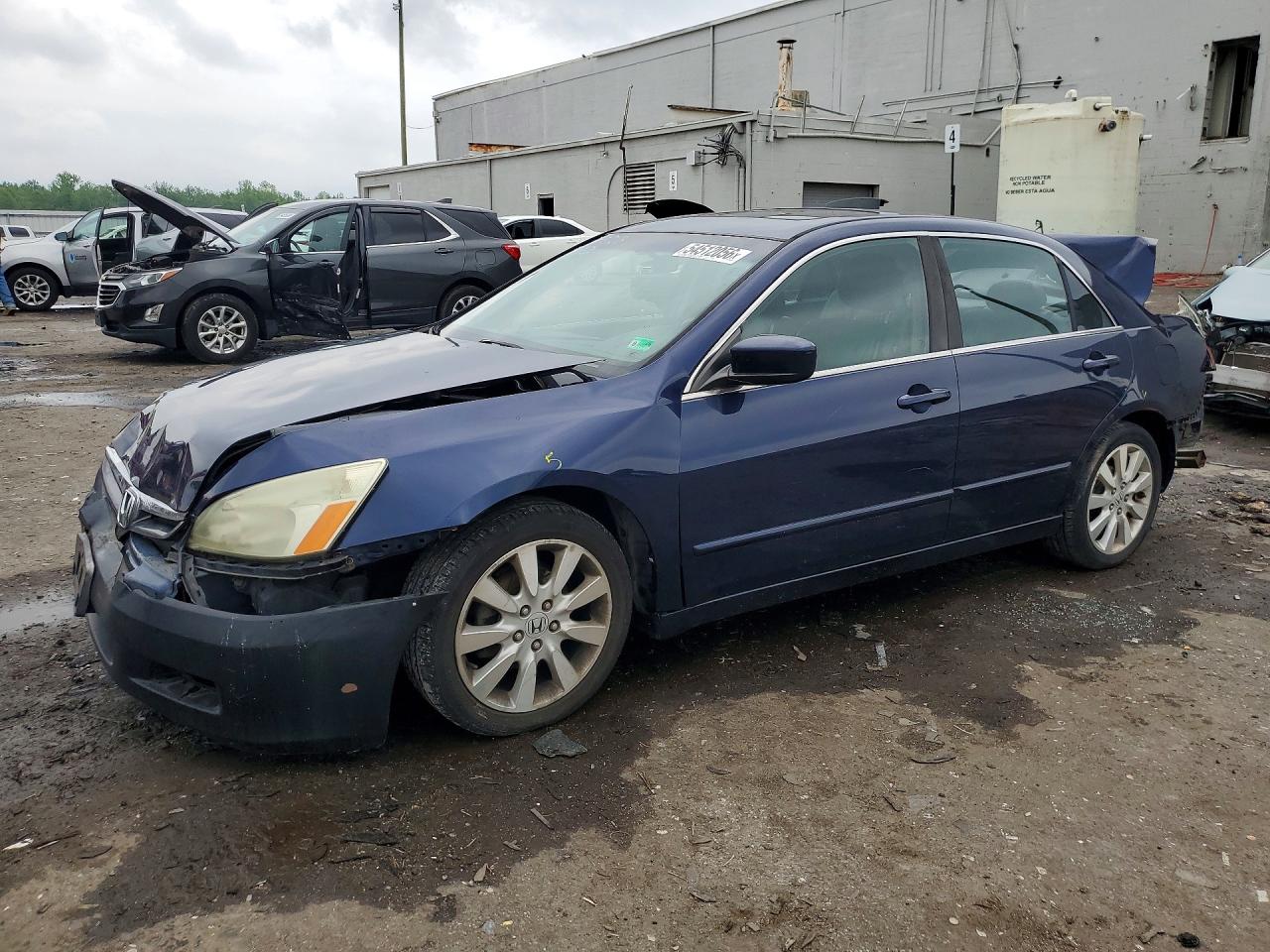 Salvage Honda Accord Image