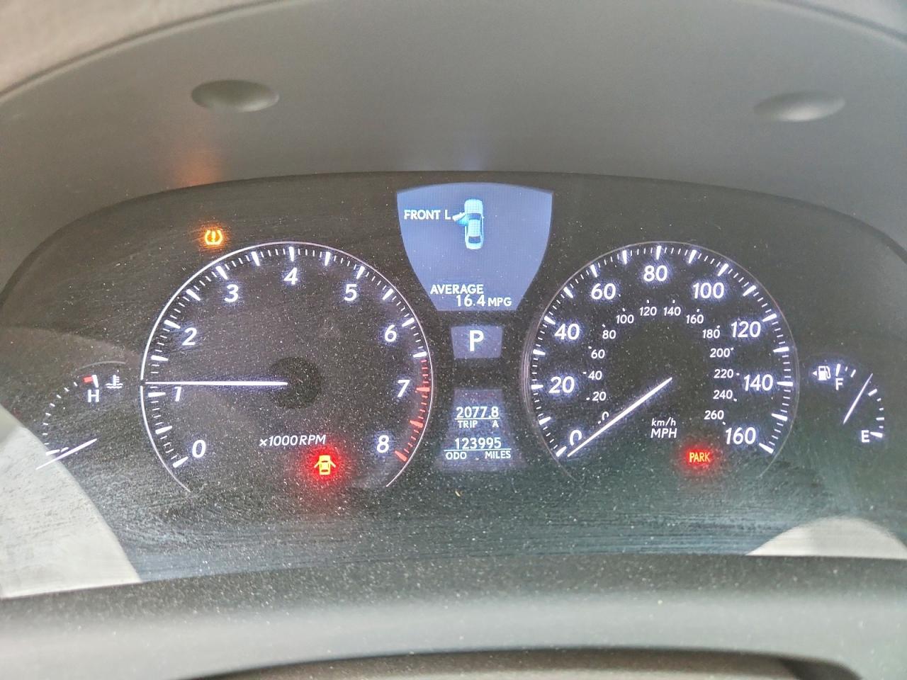 Lexus LS 460
