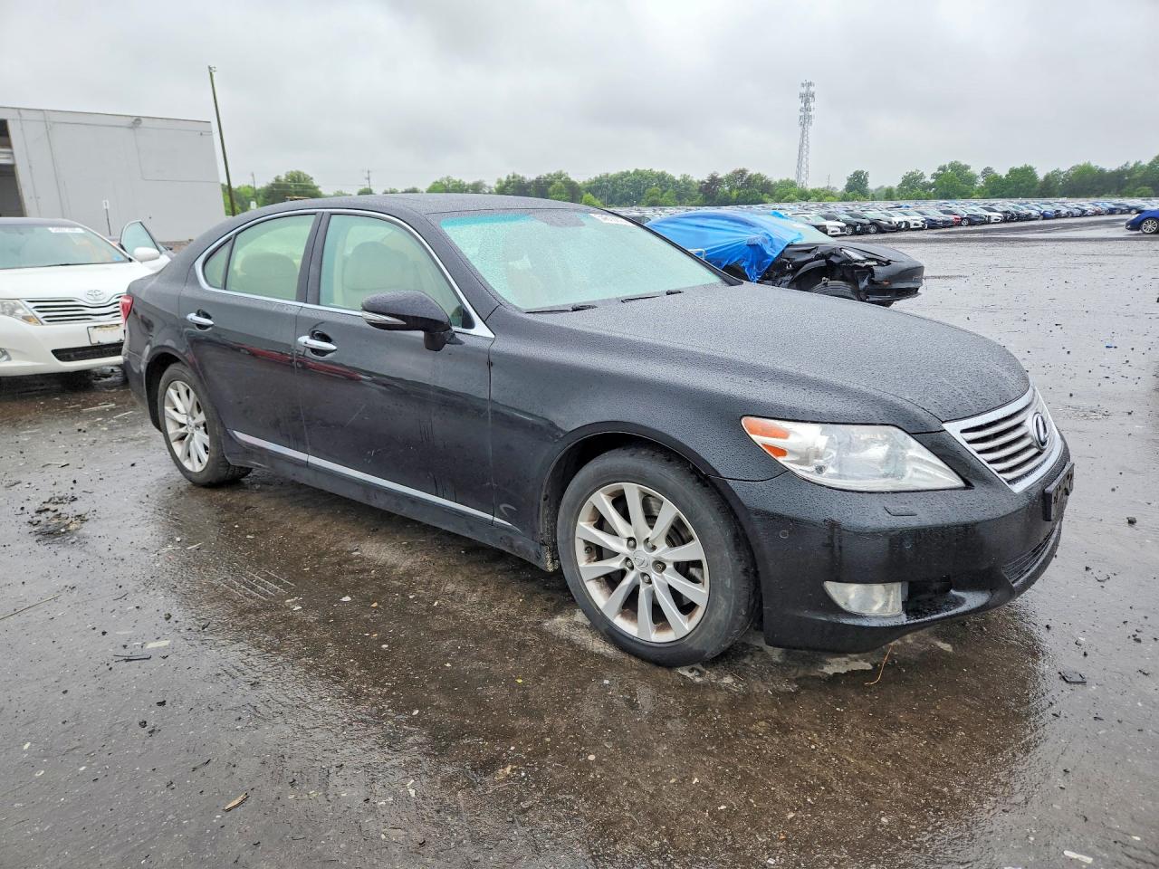 Lexus LS 460