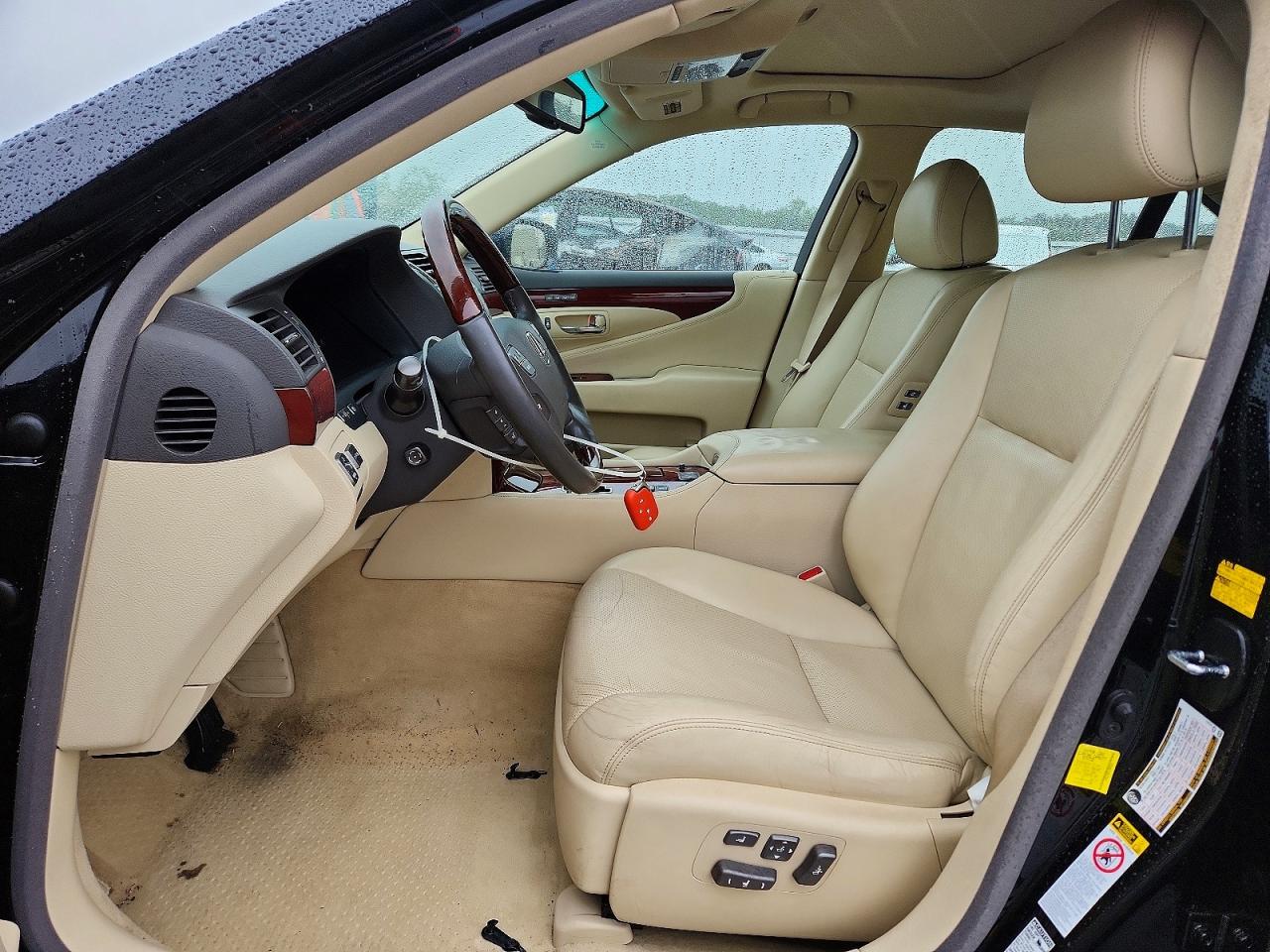 Lexus LS 460