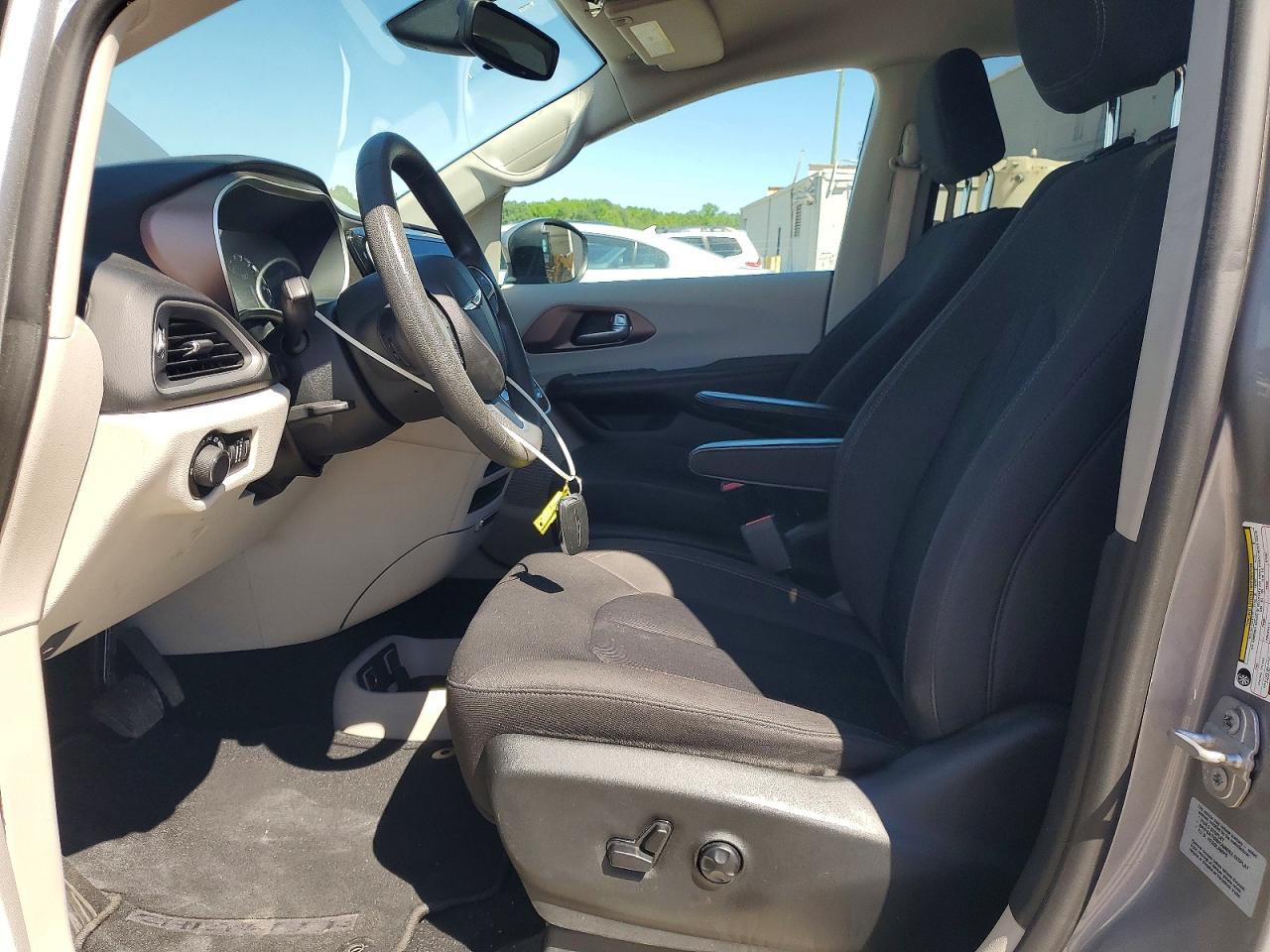 Chrysler Pacifica Touring