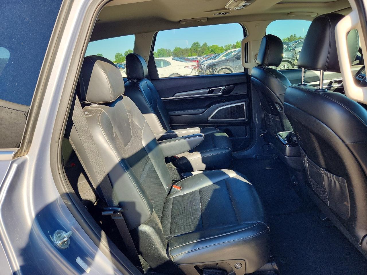 Kia Telluride S