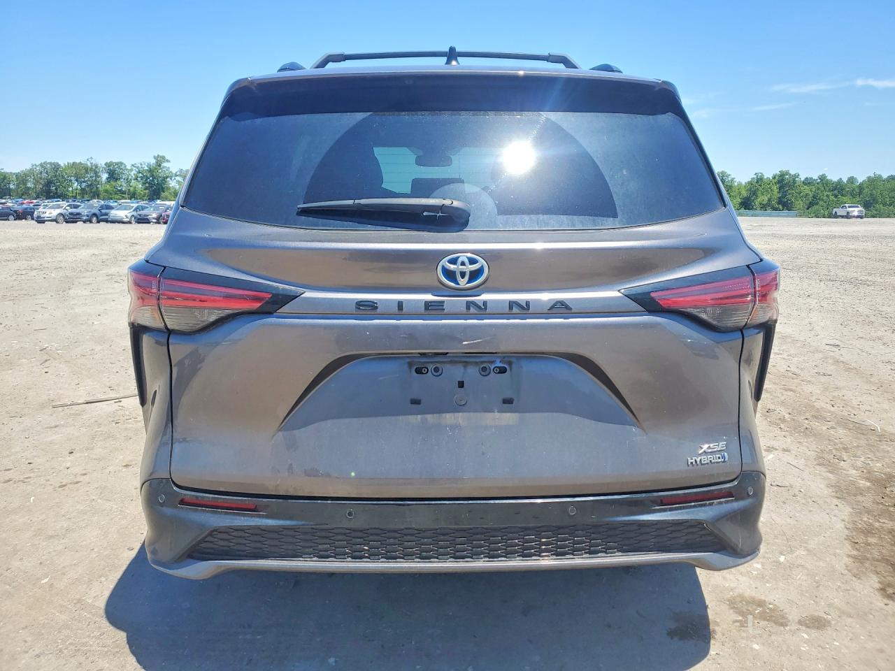 Toyota Sienna Xse