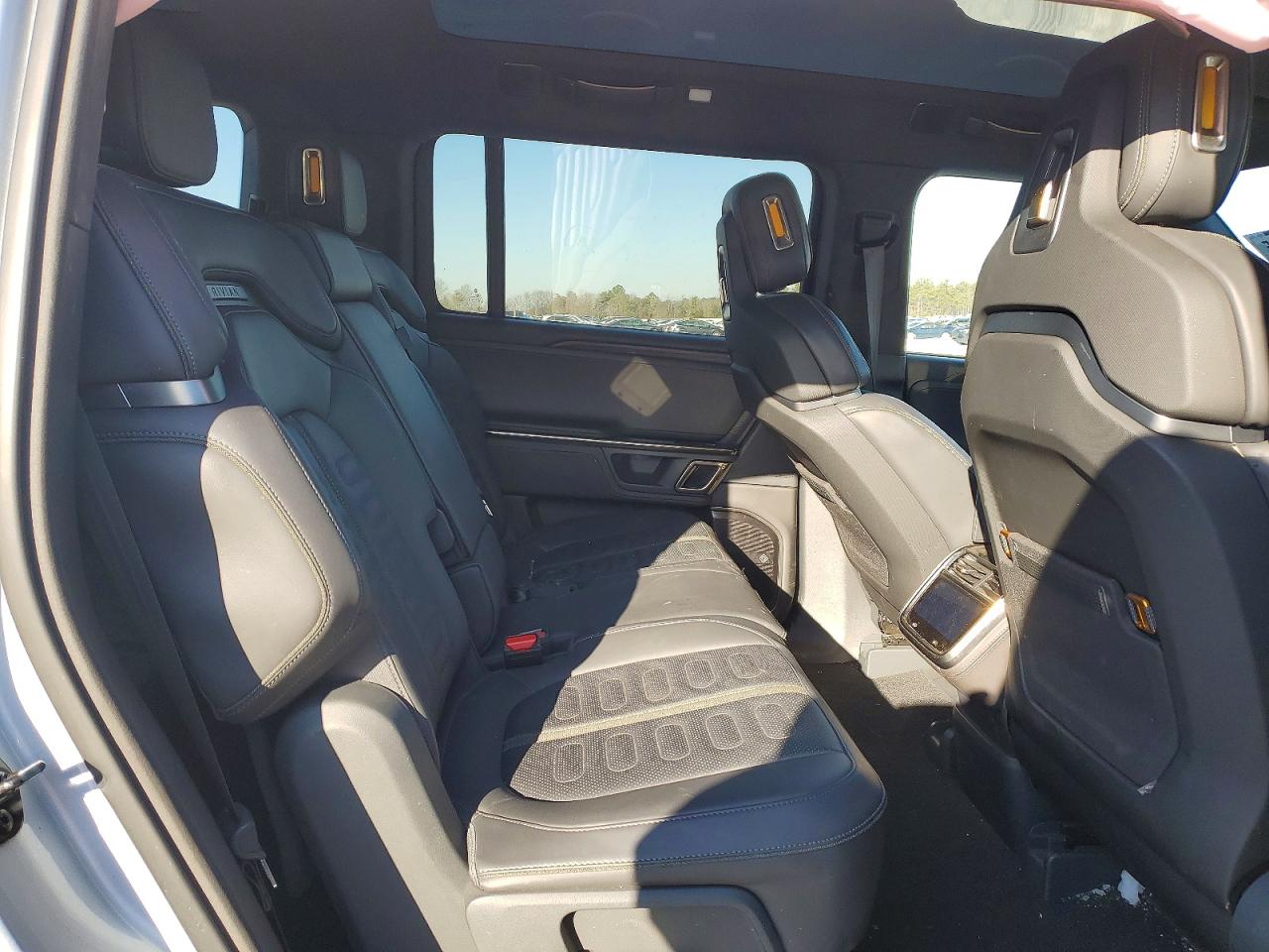 Rivian Ris Adventure