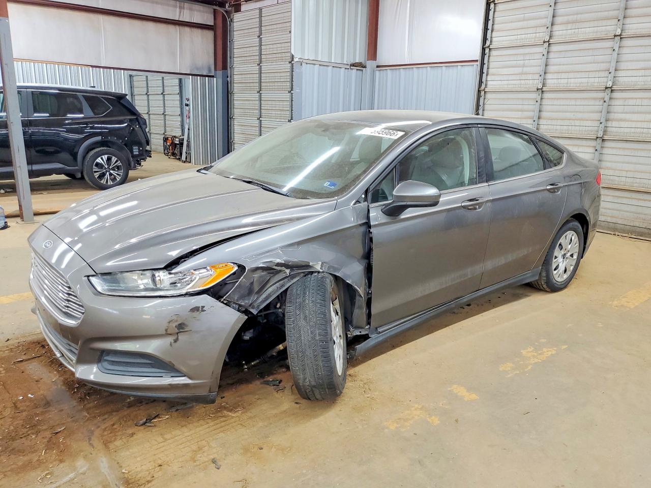 Salvage Ford Fusion Image