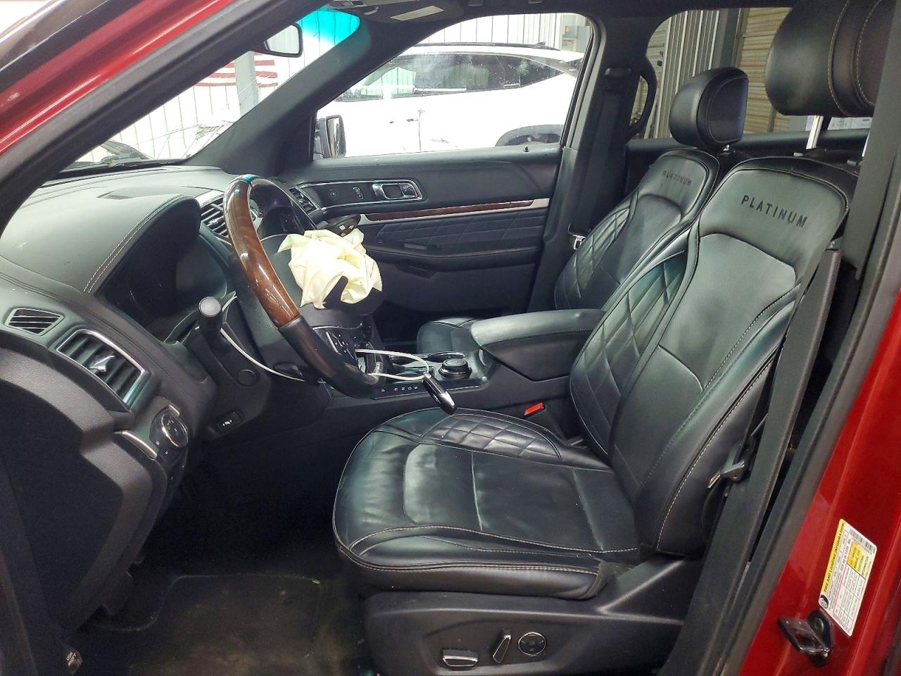 Ford Explorer Platinum