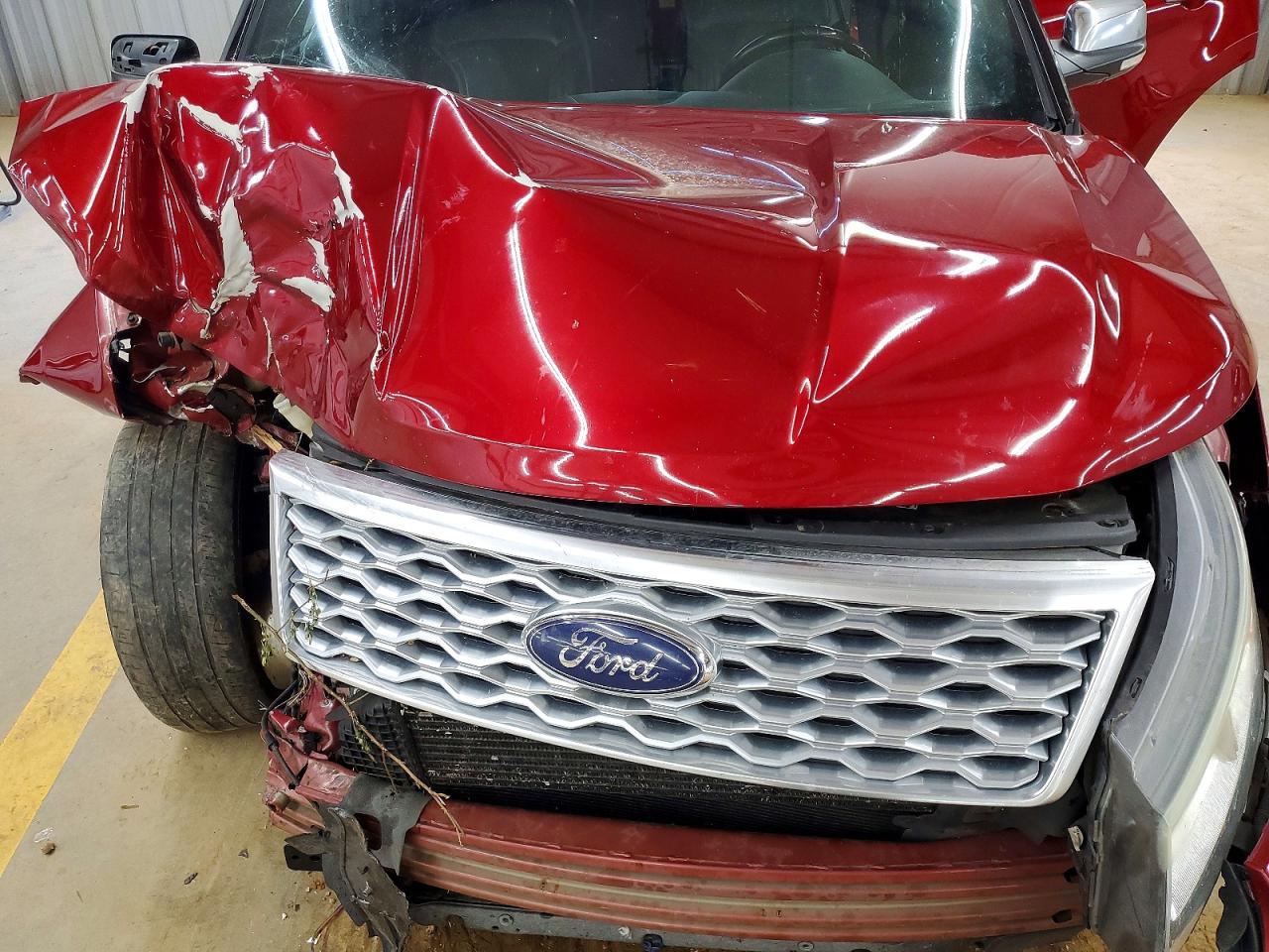 Ford Explorer Platinum