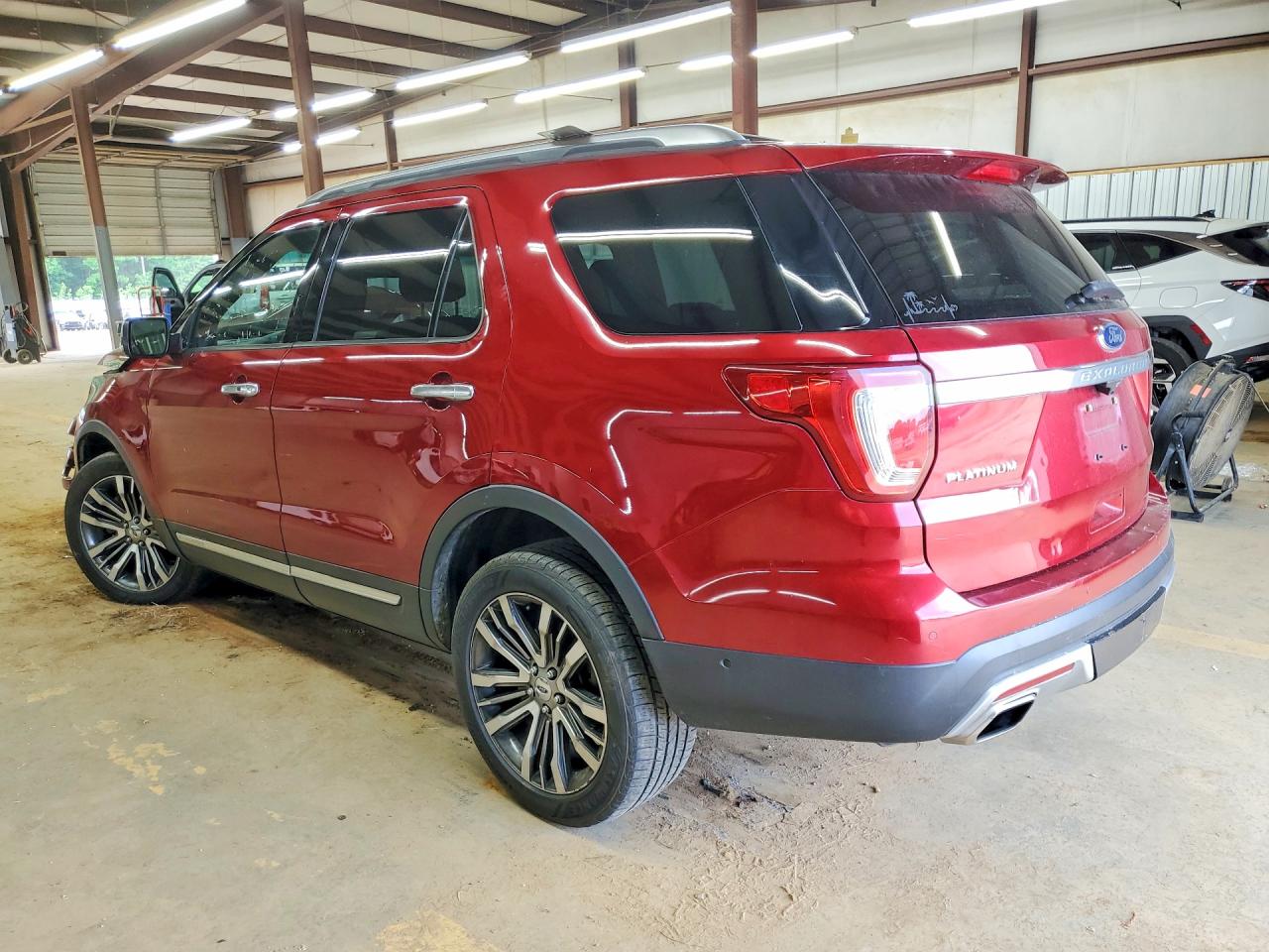 Ford Explorer Platinum