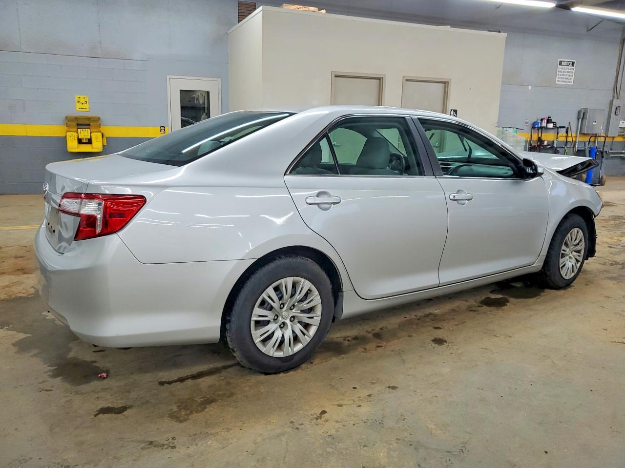 Toyota Camry L